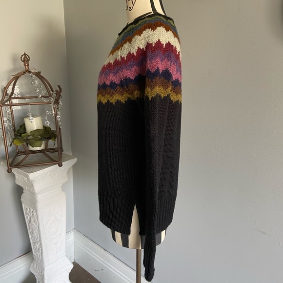 American Eagle knit multi colored sweater - Picture 2 of 10